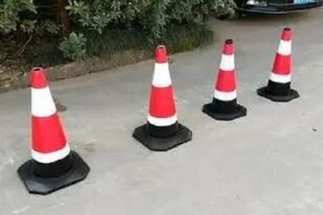 反光路錐的材質和價格-反光路錐的作用和（hé）特點